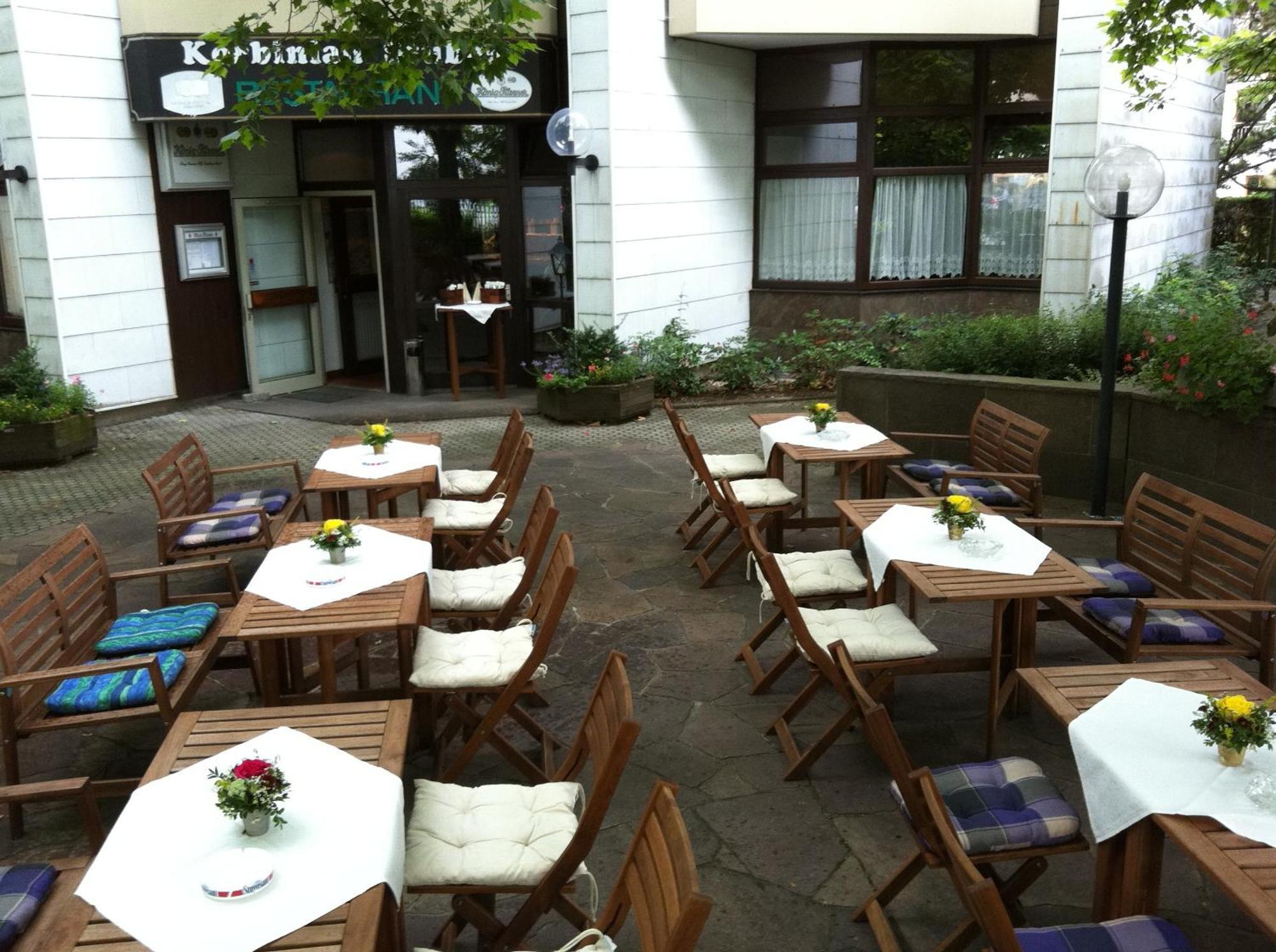 Stern Hotel Soller Изманинг Екстериор снимка